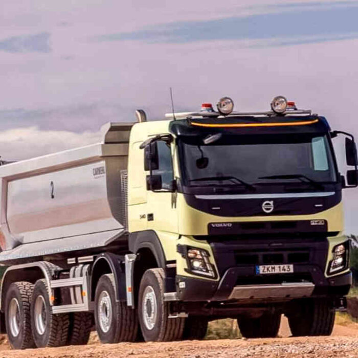 VOLQUETE VOLVO FMX