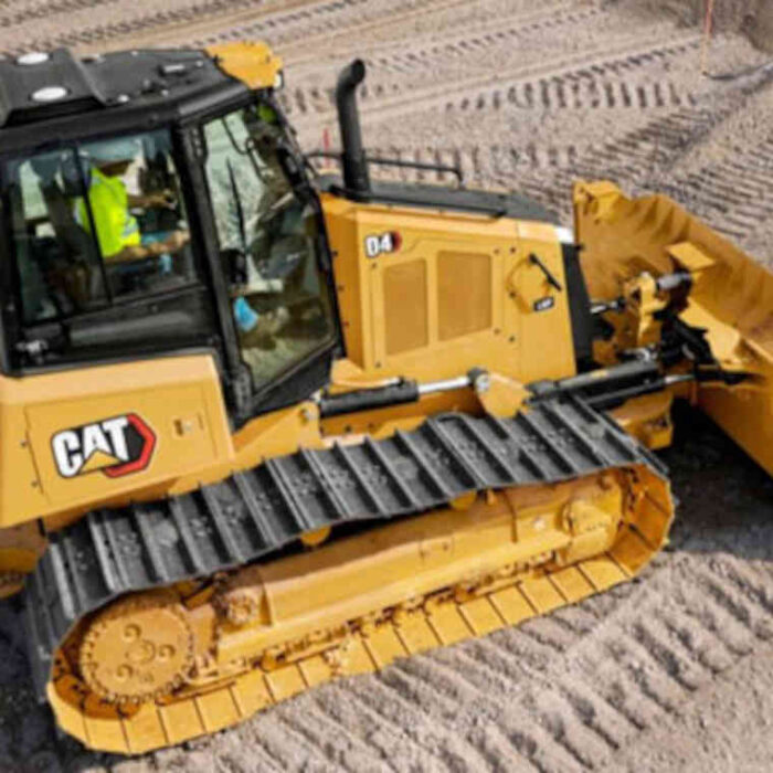 BULLDOZER TOPADORA D4 CAT