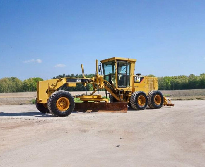 MOTONIVELADORA 140K CAT